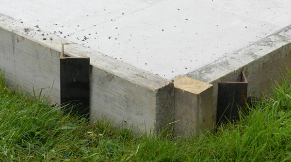 garden building installation