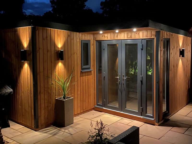 garden building at night