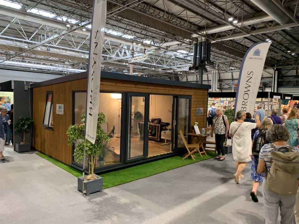 garden building showcase